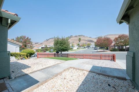 5383 Chenin Blanc Pl, Vallejo, CA 94591 photo 3