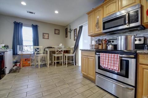 1026 Delaware St, Fairfield, CA 94533 photo 12