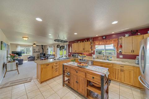 6352 Bloomfield Rd, Petaluma, CA 94952 photo 12