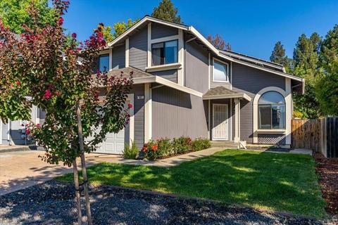 807 Pulteney Pl, Windsor, CA 95492 photo 2