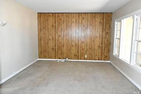 127 California St, Vallejo, CA 94590 photo 3