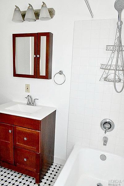 127 California St, Vallejo, CA 94590 photo 9