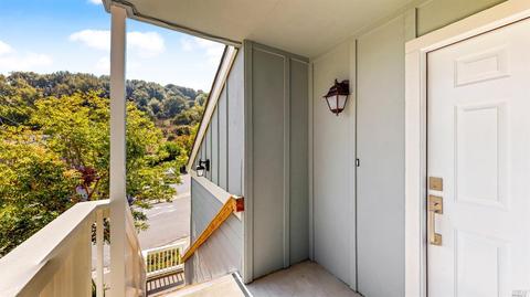 8 Braun Ct, Sausalito, CA 94965 photo 2