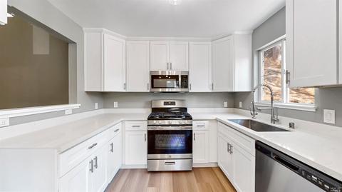 8 Braun Ct, Sausalito, CA 94965 photo 4