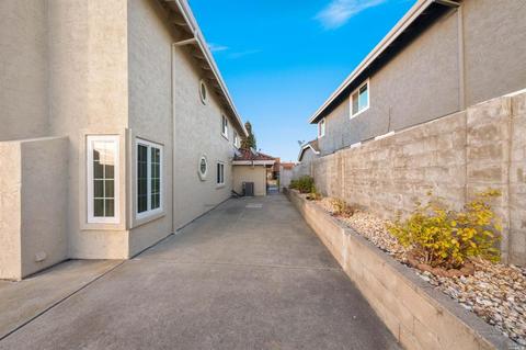 217 Canterbury Dr, Vallejo, CA 94591 photo 35