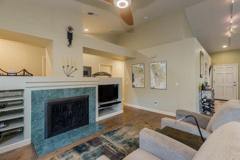 734 E Macarthur St, Sonoma, CA 95476 photo 12