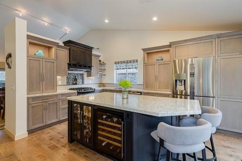 734 E Macarthur St, Sonoma, CA 95476 photo 13