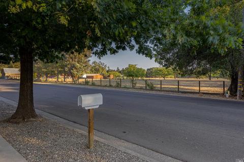 734 E Macarthur St, Sonoma, CA 95476 photo 35
