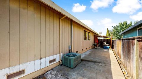 112 Crickett Ct, Windsor, CA 95492 photo 15