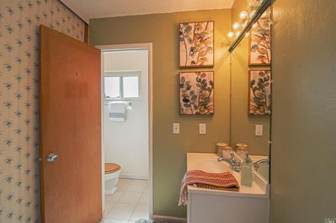 2042 Robin Dr, Fairfield, CA 94533 photo 40