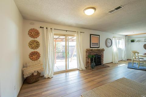 2042 Robin Dr, Fairfield, CA 94533 photo 31