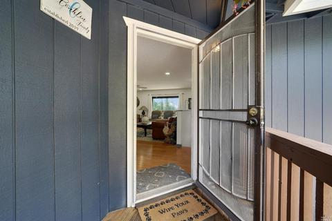 27002 Hawk Ct, Willits, CA 95490 photo 4