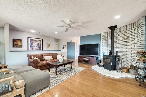 27002 Hawk Ct, Willits, CA 95490 photo 7