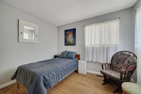 27002 Hawk Ct, Willits, CA 95490 photo 16
