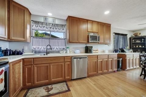 27002 Hawk Ct, Willits, CA 95490 photo 12