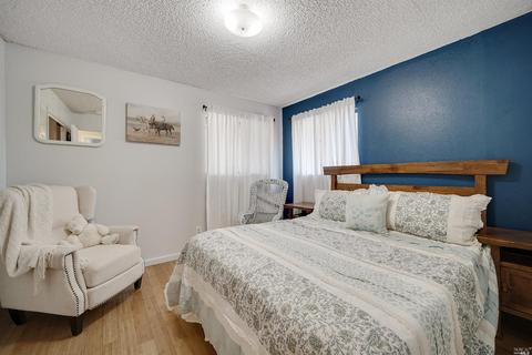 27002 Hawk Ct, Willits, CA 95490 photo 18