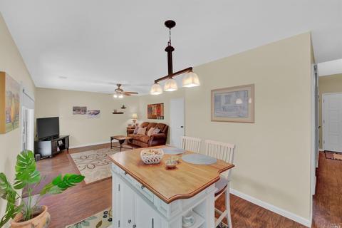 735 Brookside Dr, Vacaville, CA 95688 photo 14
