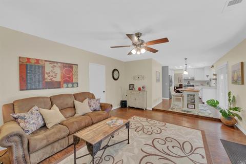 735 Brookside Dr, Vacaville, CA 95688 photo 19