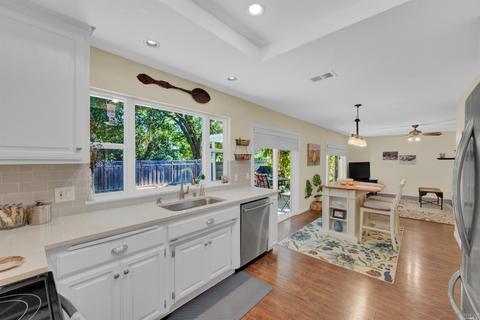 735 Brookside Dr, Vacaville, CA 95688 photo 10