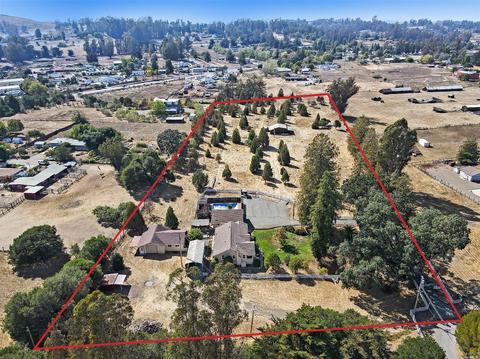 9799 Willow Ave, Cotati, CA 94931 photo 3