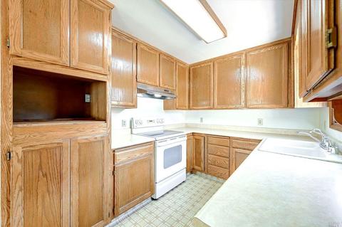 9799 Willow Ave, Cotati, CA 94931 photo 12