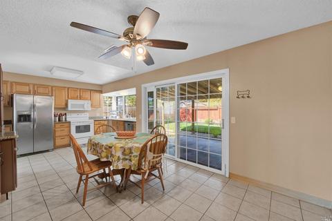 725 N Almond St, Dixon, CA 95620 photo 21