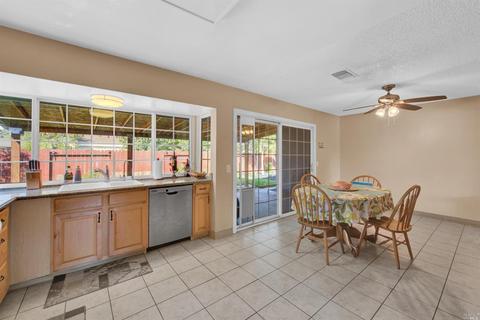 725 N Almond St, Dixon, CA 95620 photo 19
