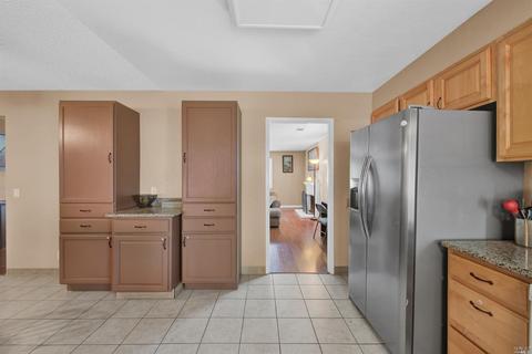725 N Almond St, Dixon, CA 95620 photo 28