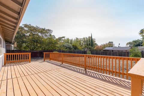 223 Daffodil Dr, Fairfield, CA 94533 photo 24