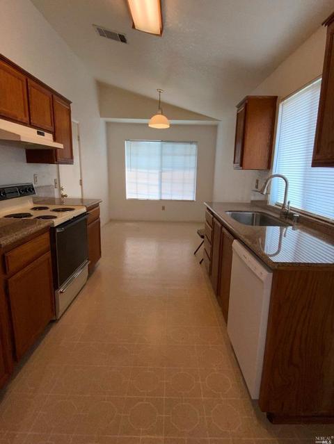 543 Eldridge Ave, Vacaville, CA 95688 photo 16