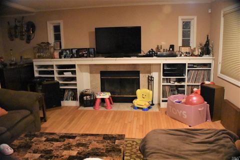 3033 Teak Ct, Fairfield, CA 94533 photo 8