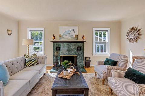 210 E Berna Ave, Napa, CA 94559 photo 8
