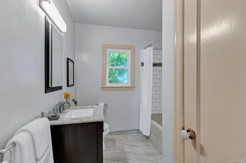 210 E Berna Ave, Napa, CA 94559 photo 25
