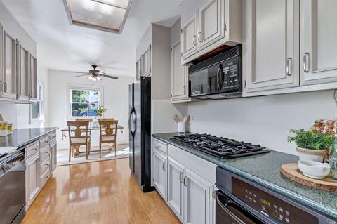 210 E Berna Ave, Napa, CA 94559 photo 14