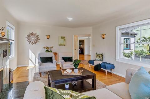 210 E Berna Ave, Napa, CA 94559 photo 9