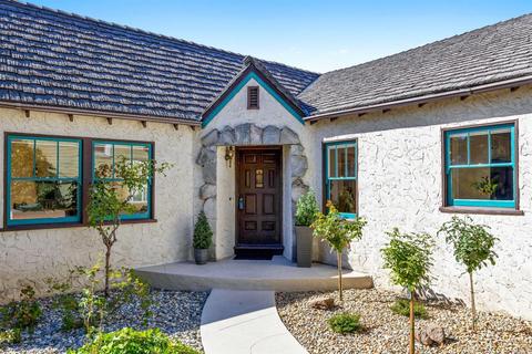 210 E Berna Ave, Napa, CA 94559 photo 2