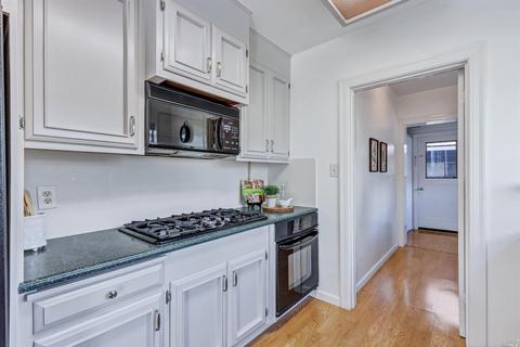 210 E Berna Ave, Napa, CA 94559 photo 16