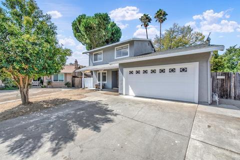 149 Mesa Ct, Vacaville, CA 95687 photo 2