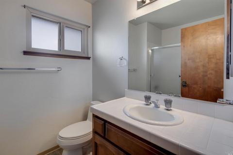 114 Smith Ct, Healdsburg, CA 95448 photo 18