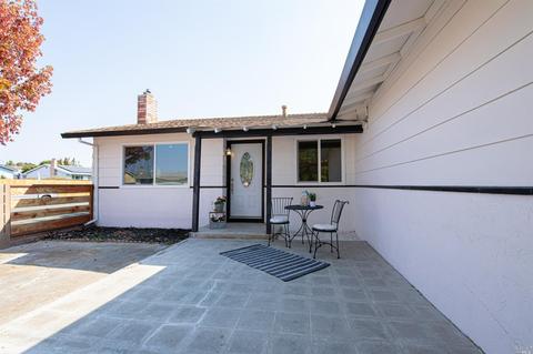 320 Inverness Dr, Vallejo, CA 94589 photo 6
