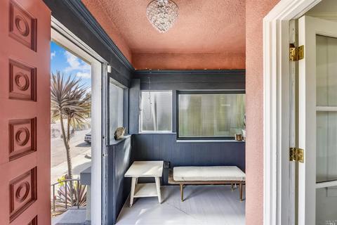 917 Alameda St, Vallejo, CA 94590 photo 3