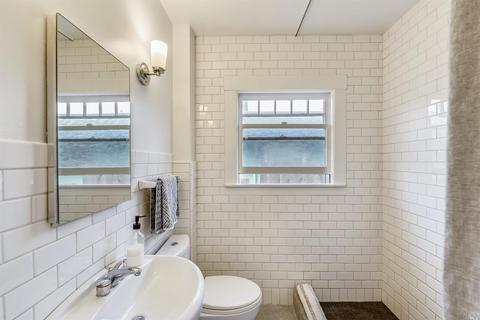 917 Alameda St, Vallejo, CA 94590 photo 19