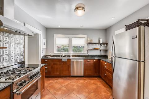 917 Alameda St, Vallejo, CA 94590 photo 15