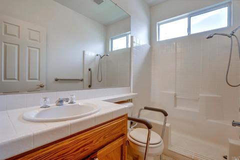 781 Bob Crosby Way, Windsor, CA 95492 photo 15