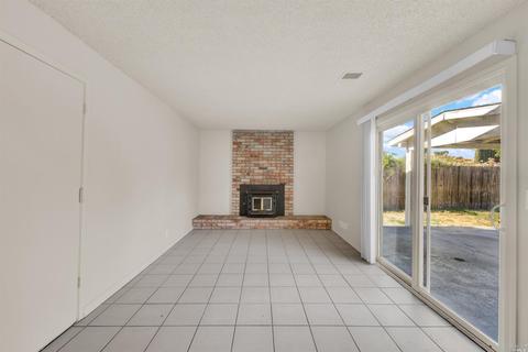 345 Honeysuckle Dr, Fairfield, CA 94533 photo 20