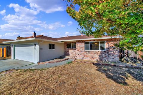 345 Honeysuckle Dr, Fairfield, CA 94533 photo 3