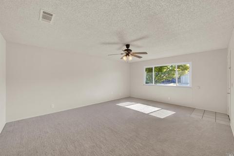 345 Honeysuckle Dr, Fairfield, CA 94533 photo 11