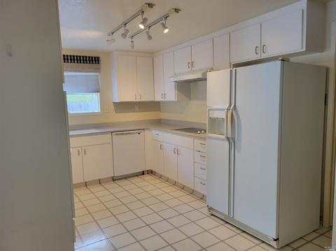 131 Oleander Ct, Vallejo, CA 94591 photo 10