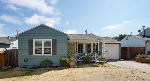 576 Laurel St, Vallejo, CA 94591 photo 1