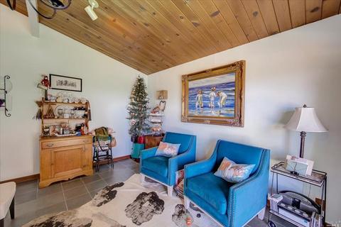 1237 Del Mar Ave, Vallejo, CA 94589 photo 17